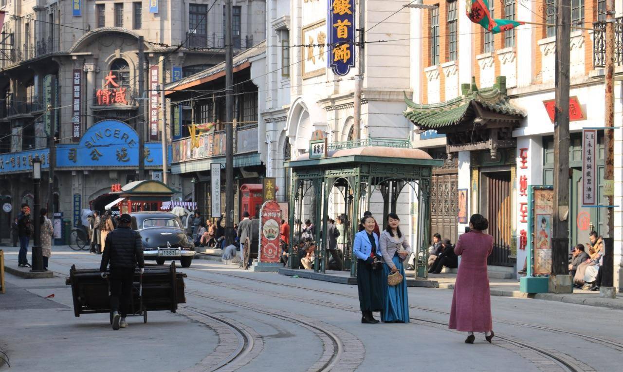 万国雄:沉迷穿女装,扮女人潜伏上海5年,亲妹妹揭穿其