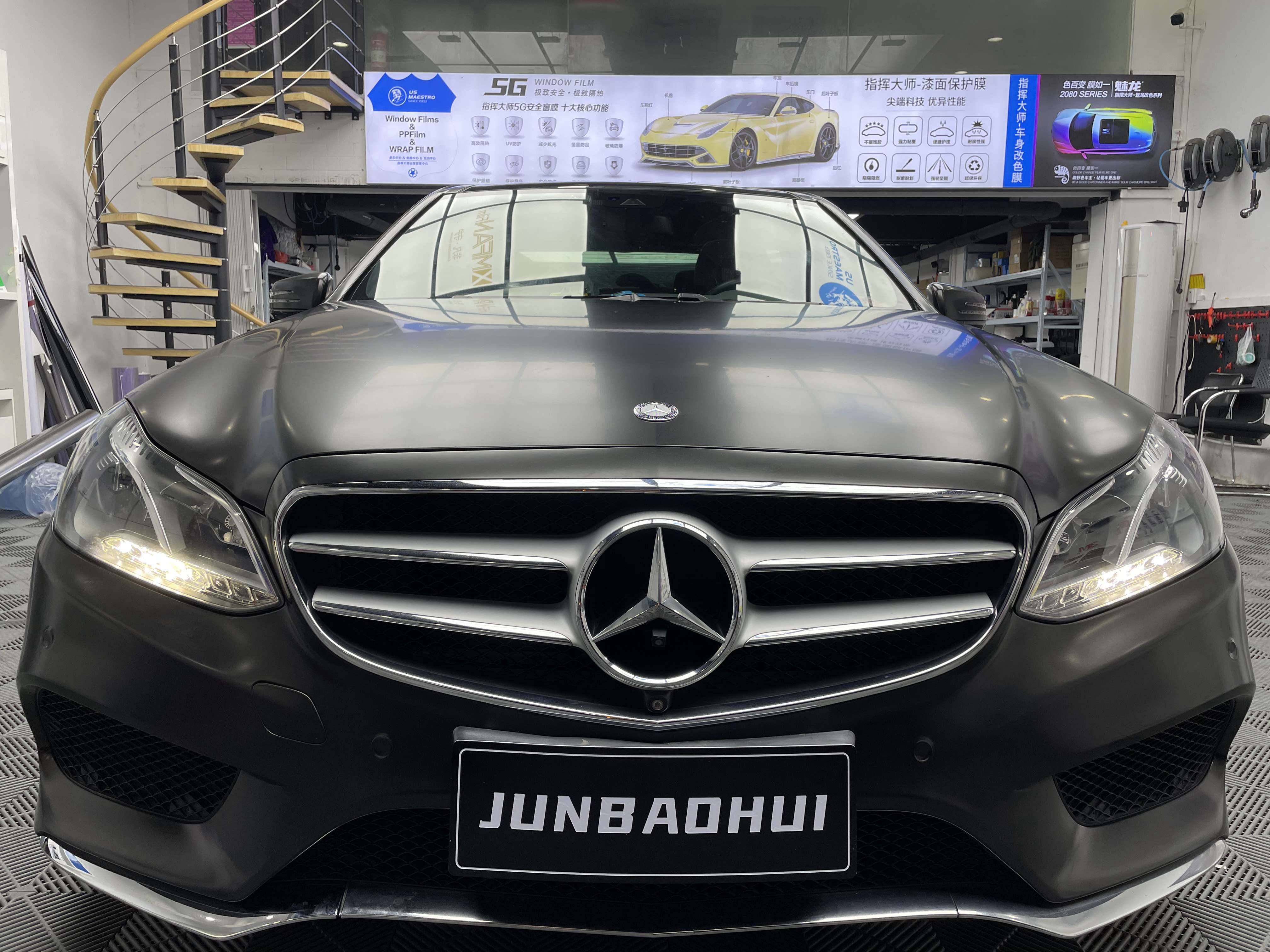 杜邦隔热膜,广东车辆全挡风玻璃隐私隔热膜贴膜安装价位?