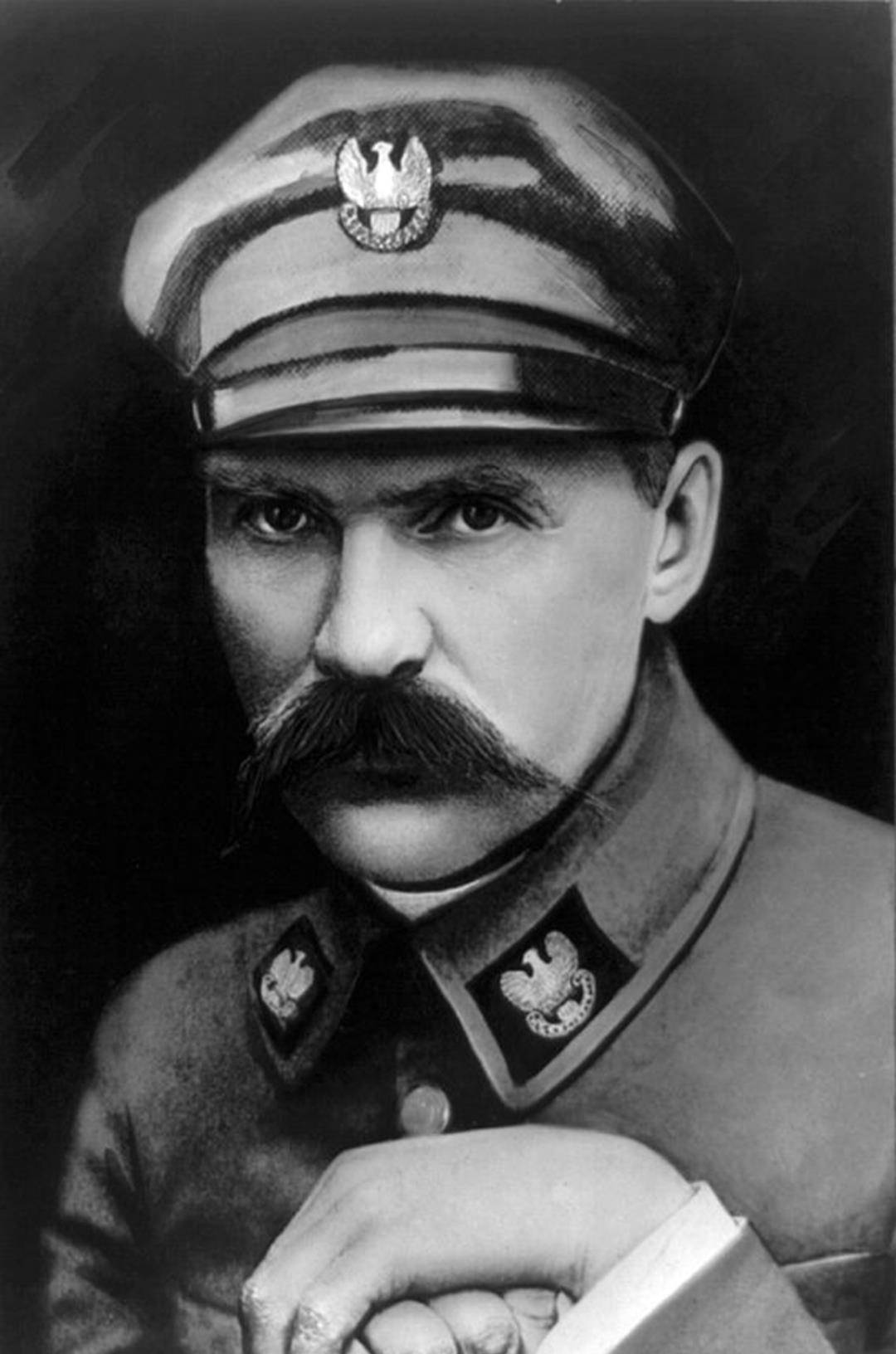 并阐述了他的理论,他认为想要想要击败俄国,就必须团结在以德国,奥匈