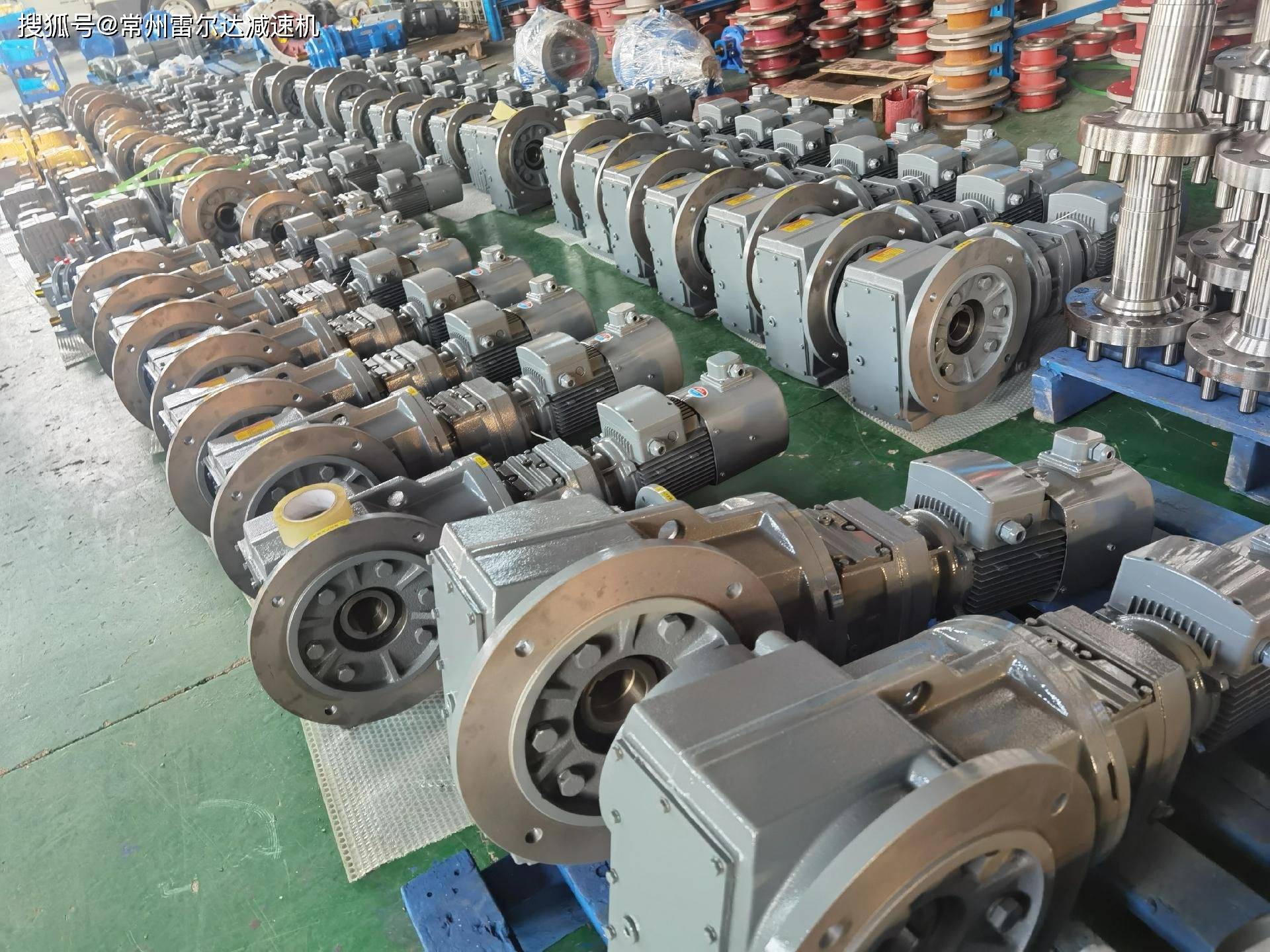 k系列立式卧式减速机k107165622斜齿轮硬齿面减速器