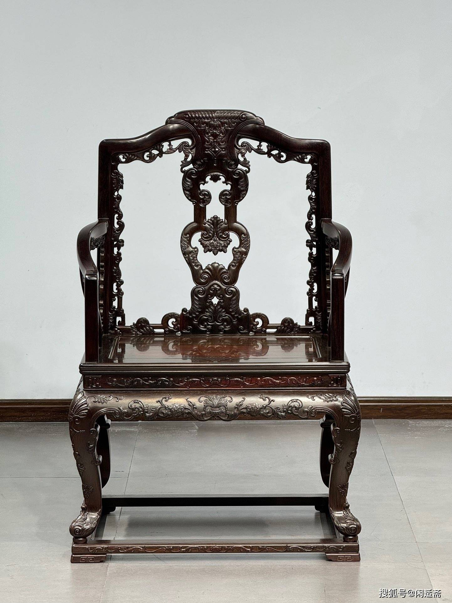 立峰书斋集萃,小叶紫檀,复刻明式螭龙镜架莆仙家具,龙眼木,藤心扶手椅