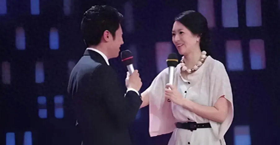 章子怡公开表态,要是再给她一次机会,她宁愿嫁给撒贝宁_寻找_汪峰