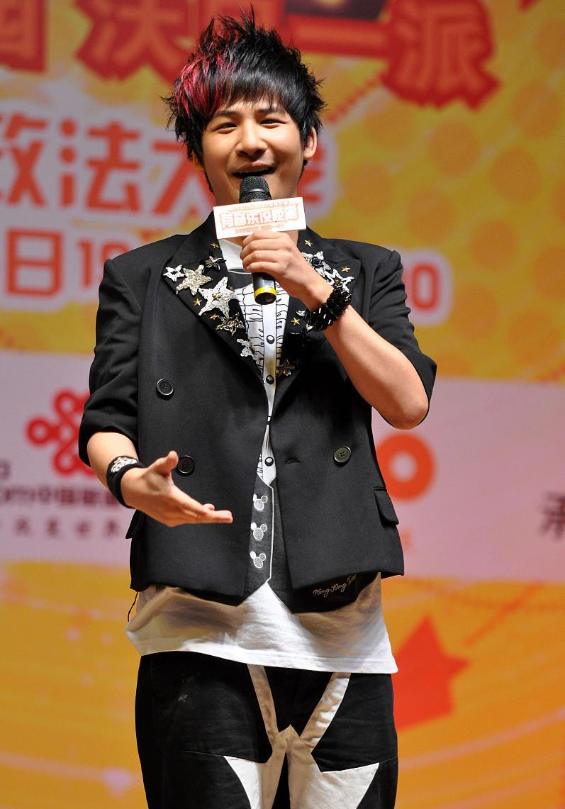 阳光彩虹小白马说的就是大张伟心中的张钧甯