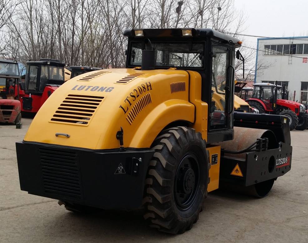 lts208h压路机高效压实筑就坚实之路