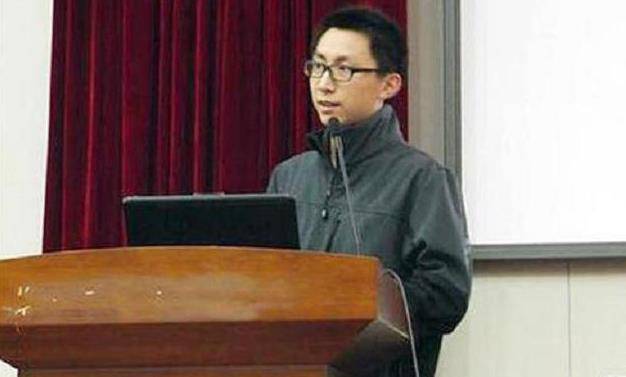 20岁学渣成功攻克世界级难题,三院士联名推荐,破格成最年轻教授_刘路