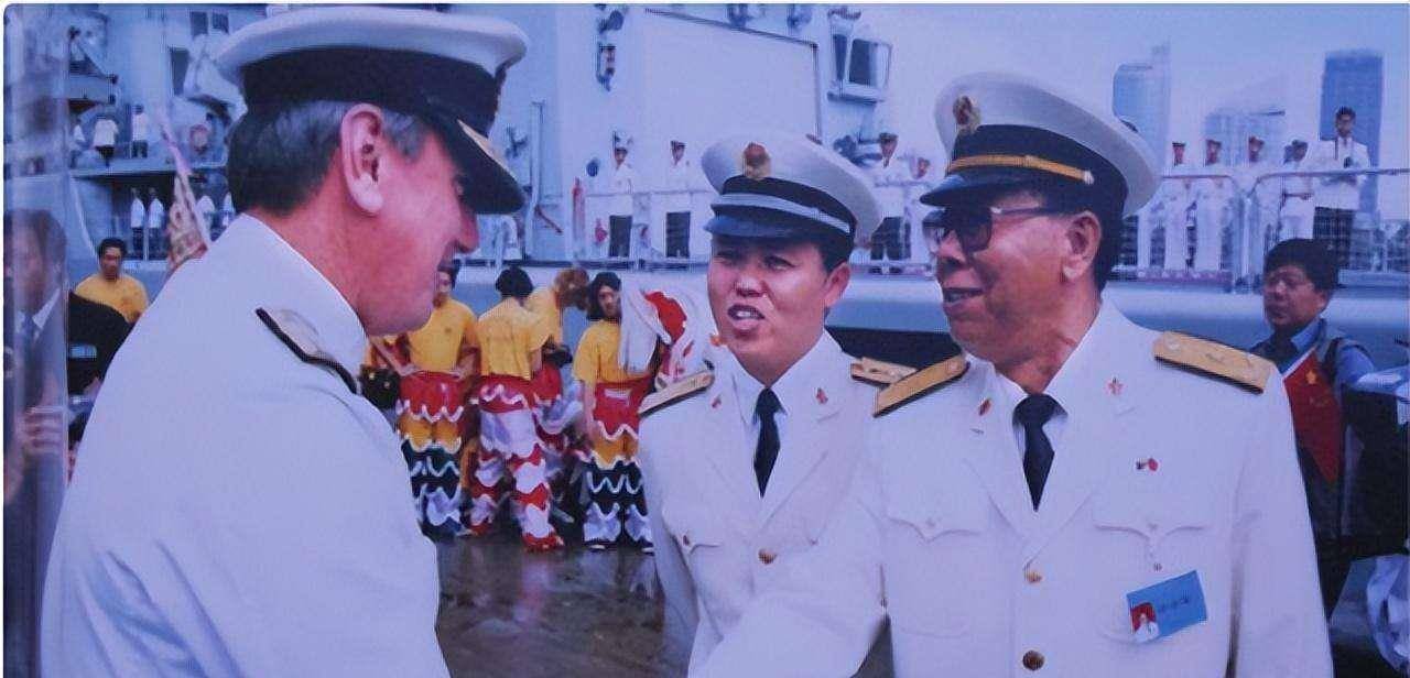 一旦成为副军级,意味着评定军衔时可授少将,能实现"将军梦",这是多少