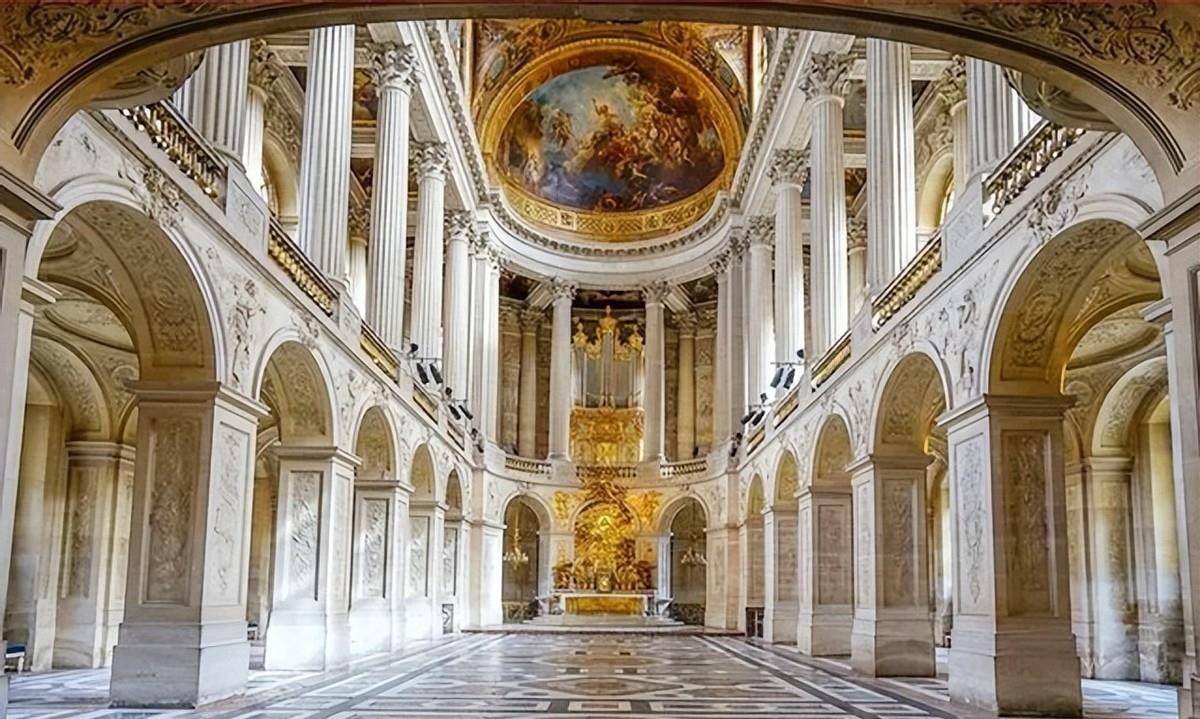 原创路易十四活了77年只洗过几次澡其情妇回忆十米外臭气熏天