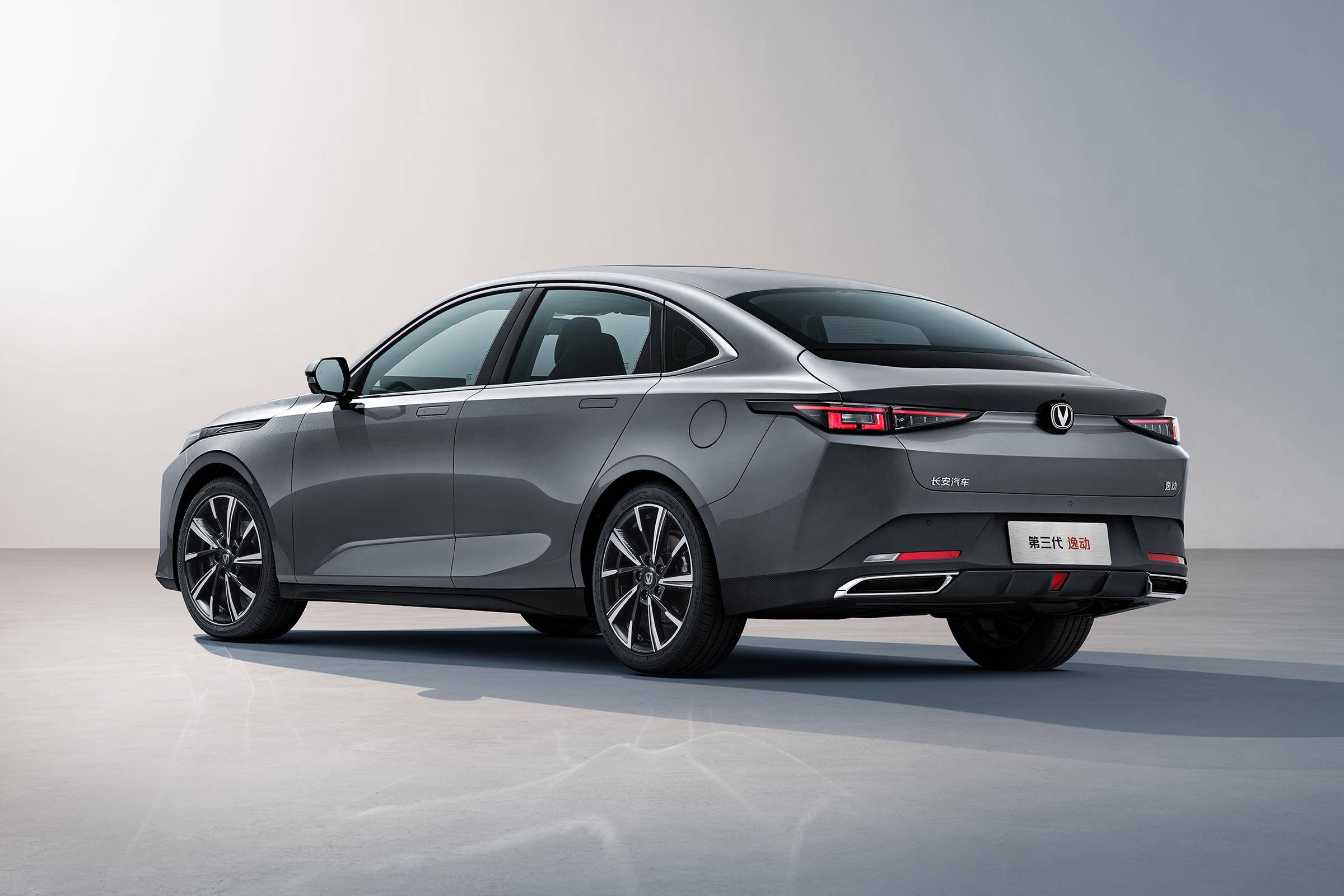 长安第三代逸动将于3月20日上市,搭1.5t发动机_搜狐汽车_搜狐网