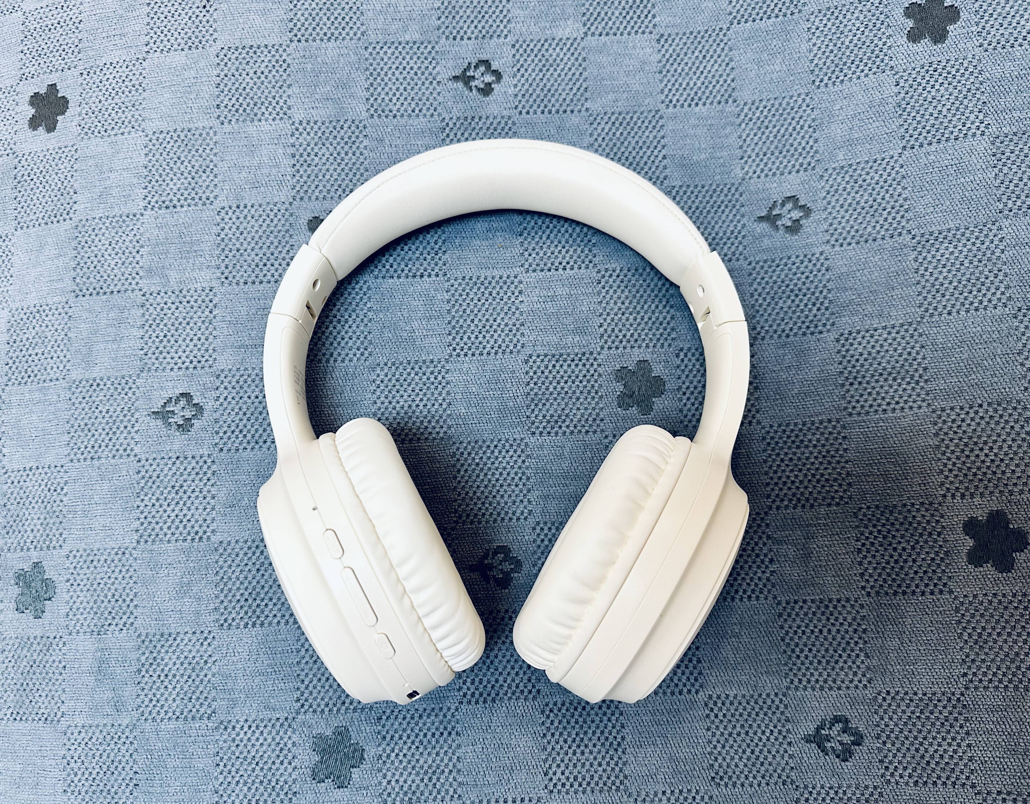 百元头戴耳机旗舰 西圣h1头戴式蓝牙耳机_设计_小时_定位