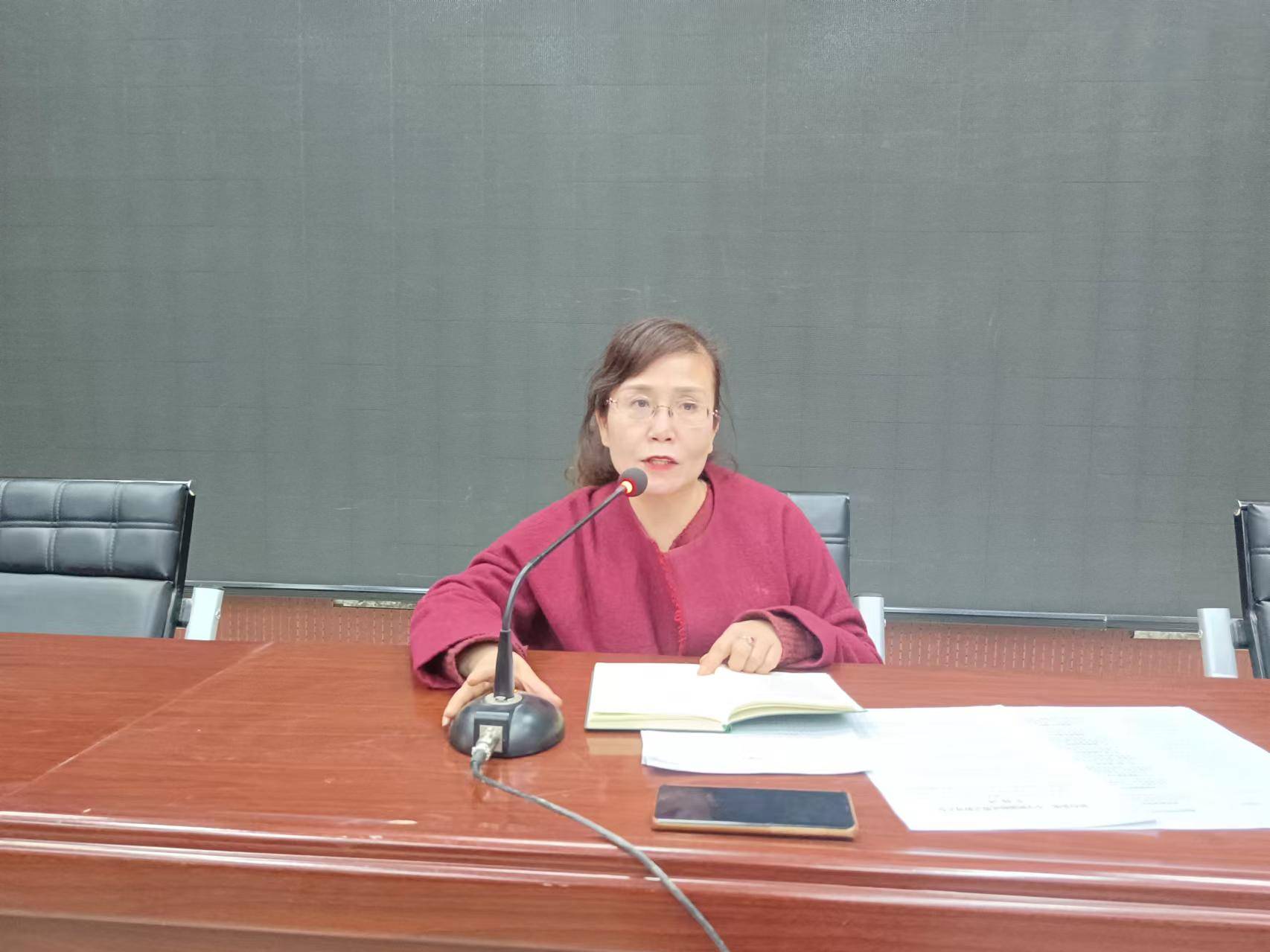 轮台:铸师魂 修师德 做"四有"好教师—轮台县第二中学师德师风警示