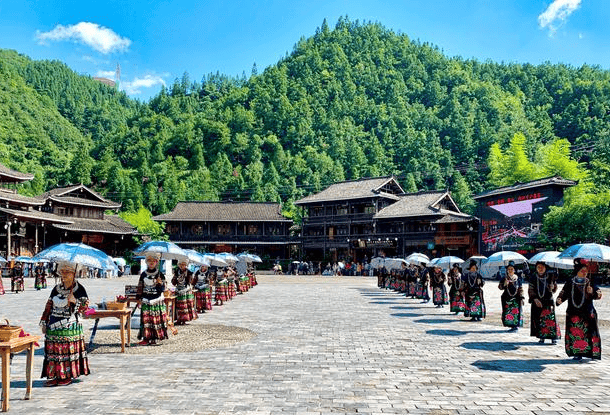 贵州旅游西江千户苗寨景点攻略贵州旅游千户苗寨行程交通攻略亲身经历