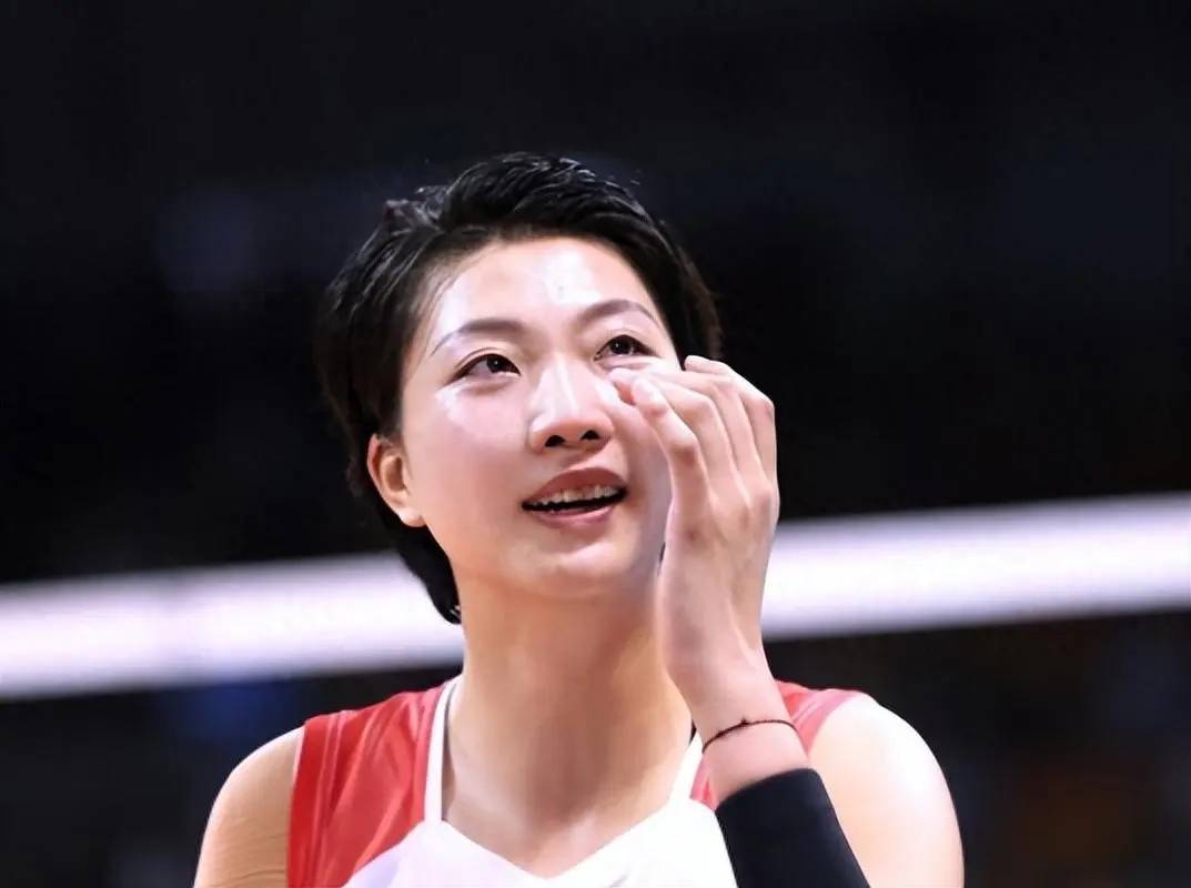 土媒爆瓦基弗银行即将签下袁心玥女排第一副攻有望征战土超联赛