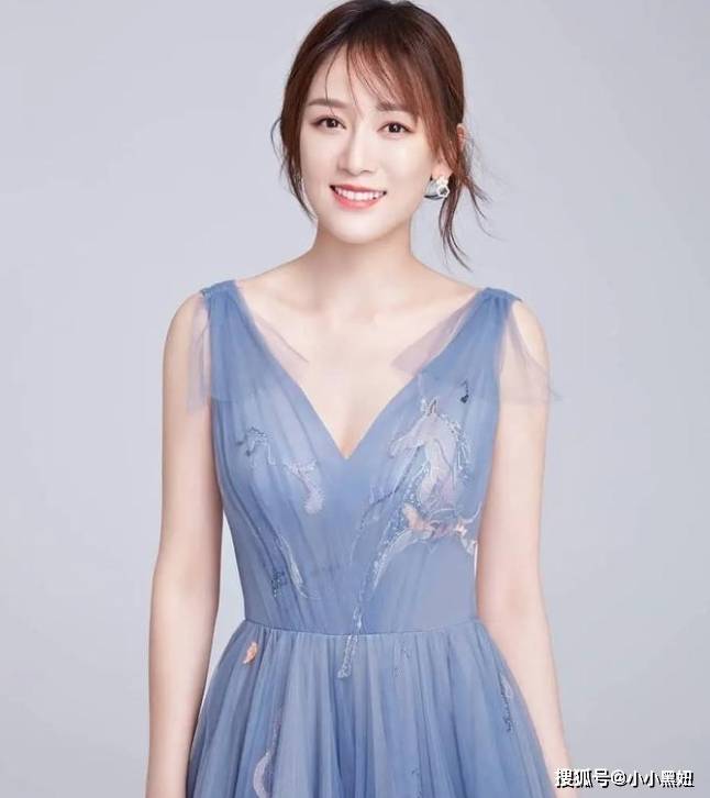 44岁陈乔恩,饱满性感韵味十足!