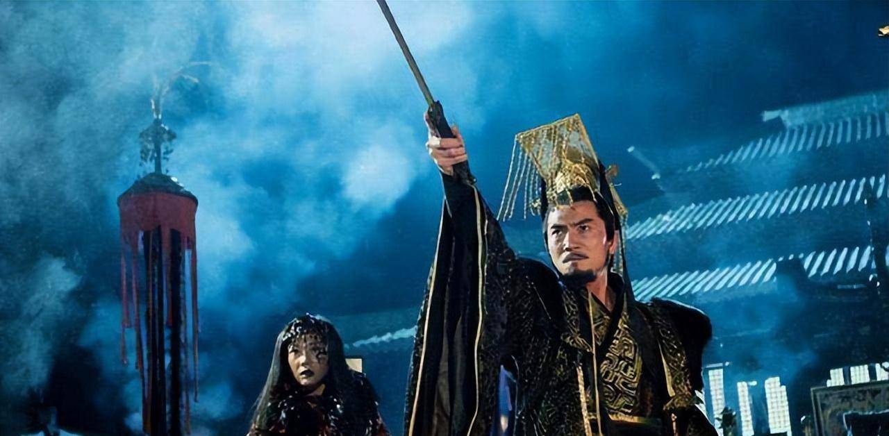 "(宋康王)欲霸之亟成,故射天笞地,斩社稷而焚灭之,以示威服鬼神.