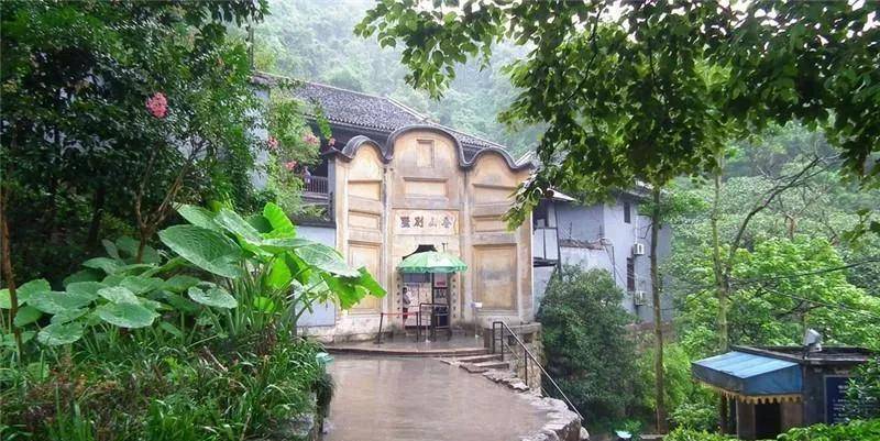 原创她是许晓轩烈士的夫人分离40年后再聚首场面令人泪奔