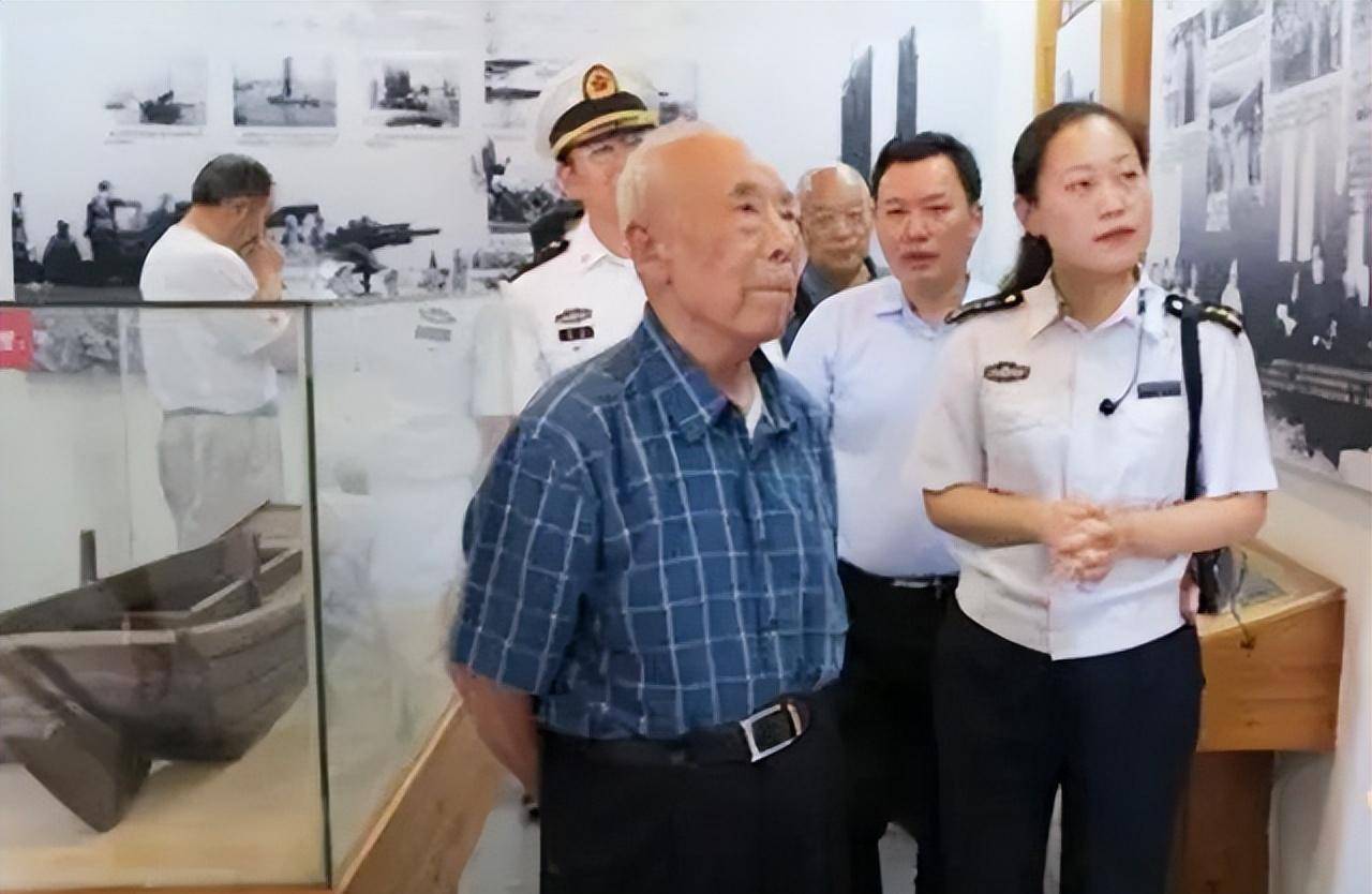 学院演习,副院长一番话惹怒司令,本升院长被撤下_将军_朱广奎_张连忠