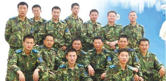 原创2008年汶川地震15名空降兵勇士从5000米高空盲跳之后如何了