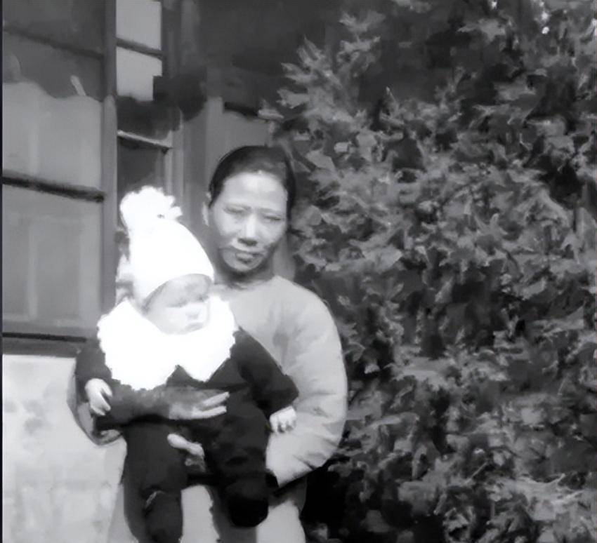 所以,在多方因素的作用下,李忆祖不仅讲得一口流利的中国话,还带着