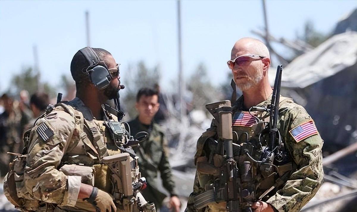 1998年,美国国防大学的校长切尔克特准备访华,那会关于美方高级官员的