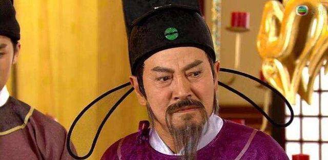 1,初步形成在春秋战国时期,各诸侯国都有类似于宰相职位的出现,韩,赵