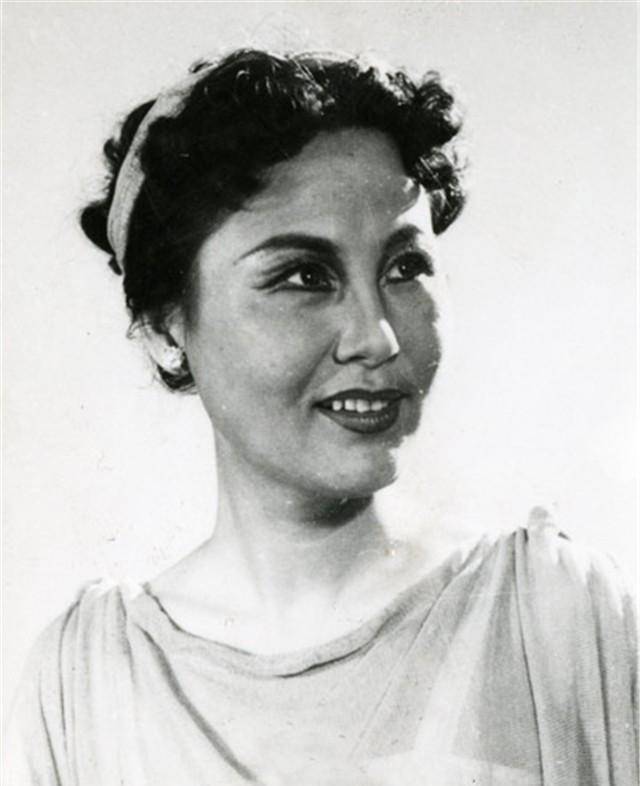 吕恩:与吴祖光结婚五年无合影,离婚送相机却被卖掉,晚年终释怀