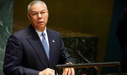 时任美国国务卿鲍威尔在大部分中国媒体还接触不到美国群众的时候