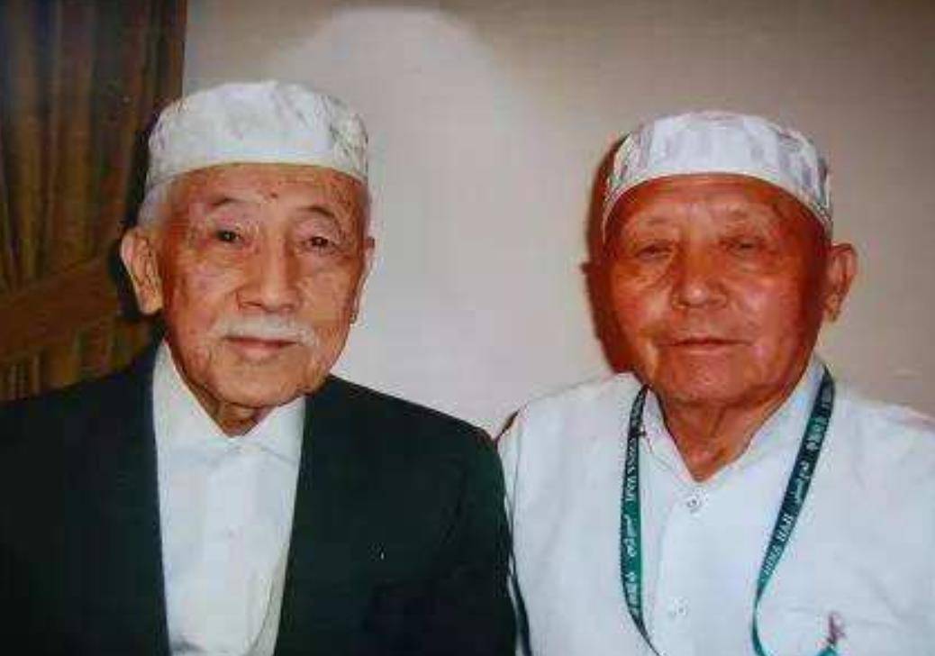 马步芳独子22岁便当了军长晚年为汶川灾区捐款5000美元