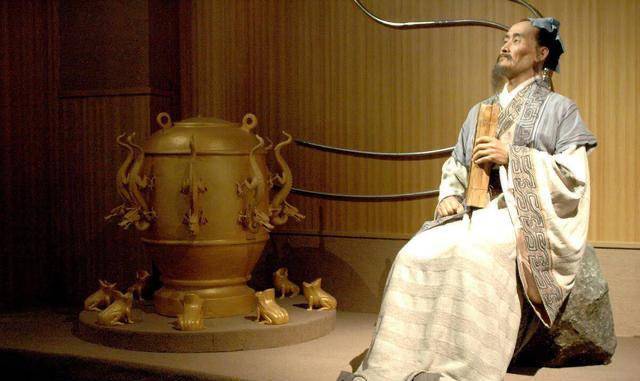 原创两千年历史的地动仪被人批——"不如一块肉"_冯锐_张衡_地震