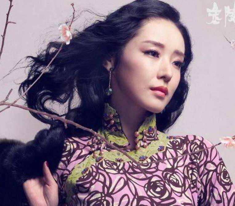 王永红公司破产丝毫不慌套61亿携女明星出逃亲爹去世都不回