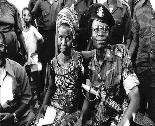 自己组建的"全国爱国阵线"武装,从科特迪瓦杀回了利比里亚,内战爆发了