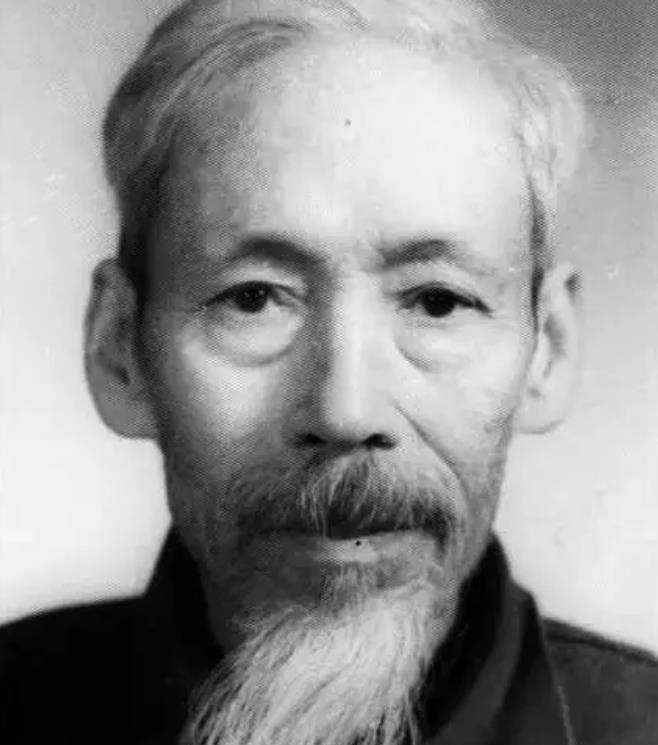 银行收到山西老人来信,领导震惊:速查绝密1号档案_马文_人民币_南汉