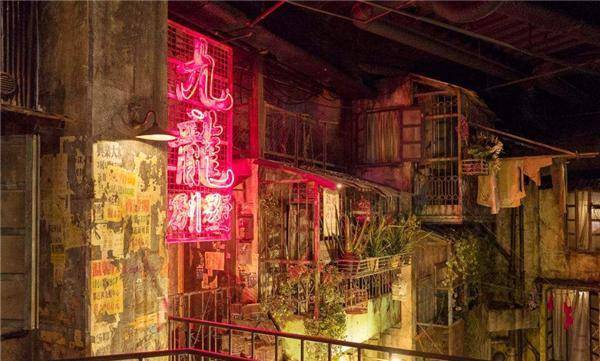 1993年才被攻陷,连警察也不敢贸然进入_九龙城寨_香港_英国