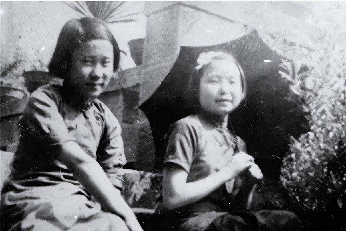 顿了顿,江竹筠又说:"直说吧,竹安弟,不瞒你,这个主意是我先提出的.