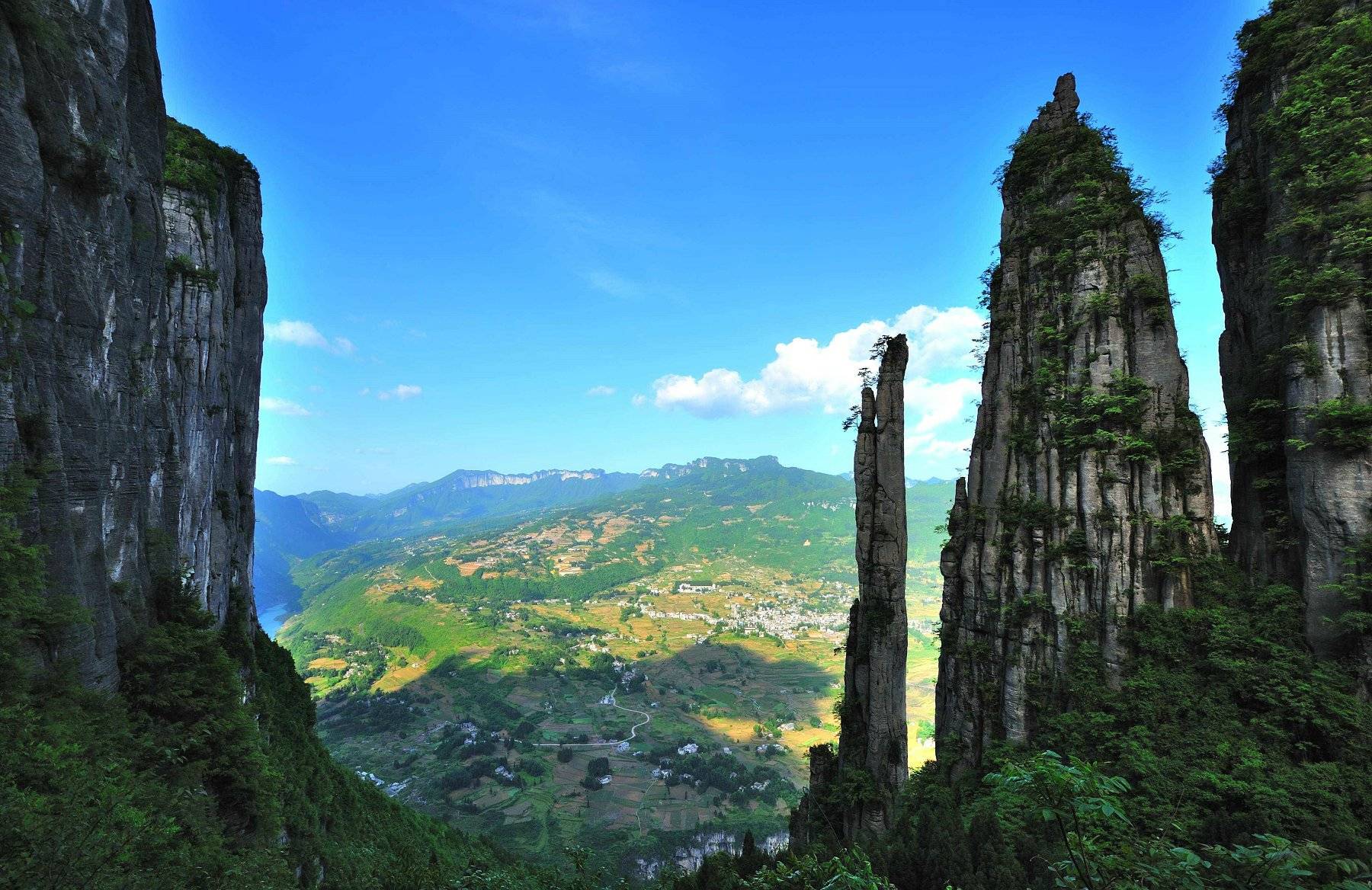 湖北恩施旅游报团一般多少钱这篇恩施旅游省钱攻略不要错过