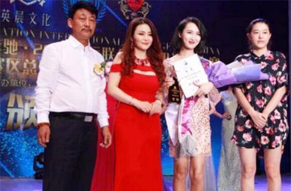 原创原创2005年背母上学10年后变性成女人的刘婷如今现状如何