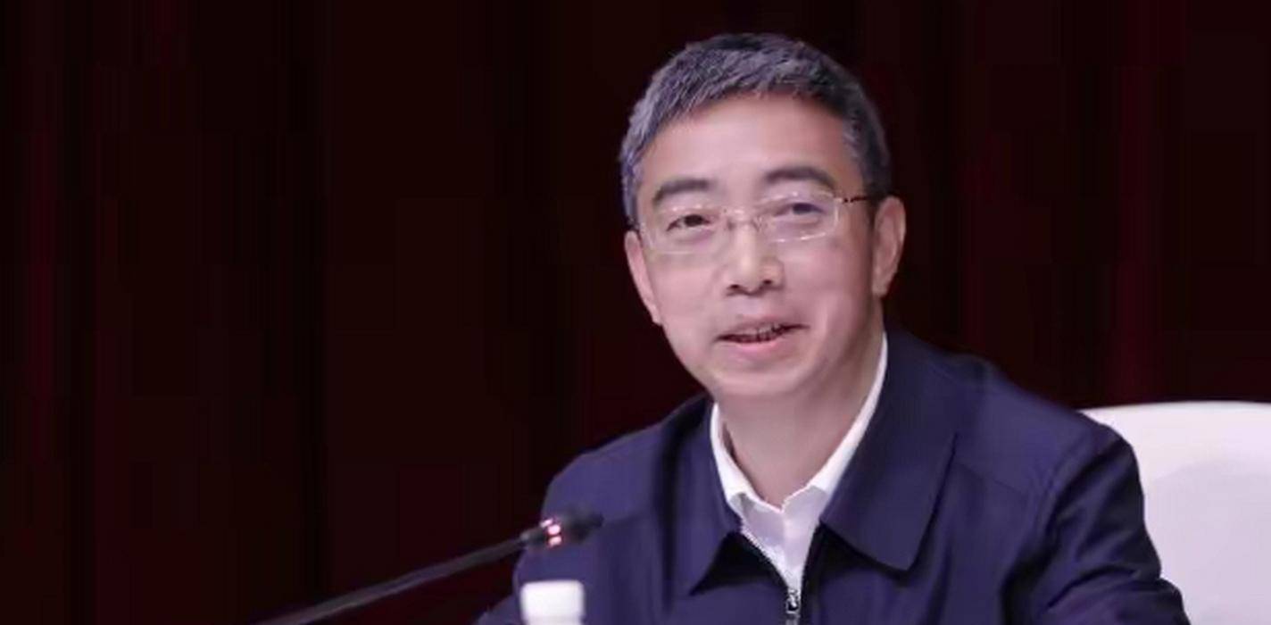 竟然是年前刚刚到云南省政府上任的分管旅游的副省长陈舜