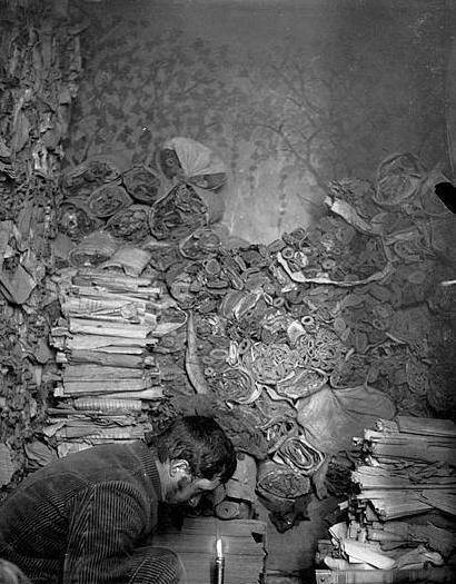 原创民国时期一页纸价值千金却把他当废纸卖简直就是暴殄天物