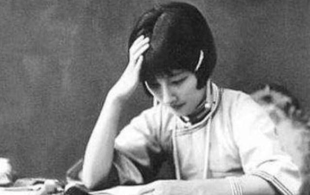 原创原创俞珊徐志摩为她痴迷到亲手捧痰盂陆小曼称她是谁都可用的茶杯