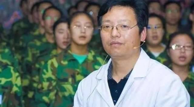 从上央视到万人骂,杨永信电击孕妇至流产是对教育的"高级侮辱"_豫章