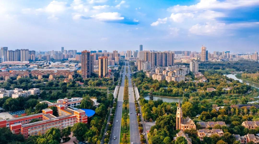 六地联袂以赛聚才新都区这场比赛太精彩了