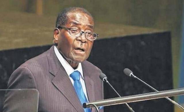 他执政40年把国家搞穷,100万亿不够买个面包_穆加贝_罗德西亚_黑人