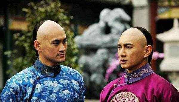 怡亲王胤祥为何会从康熙极宠到打压,他做了什么,令康熙如此对他_雍正