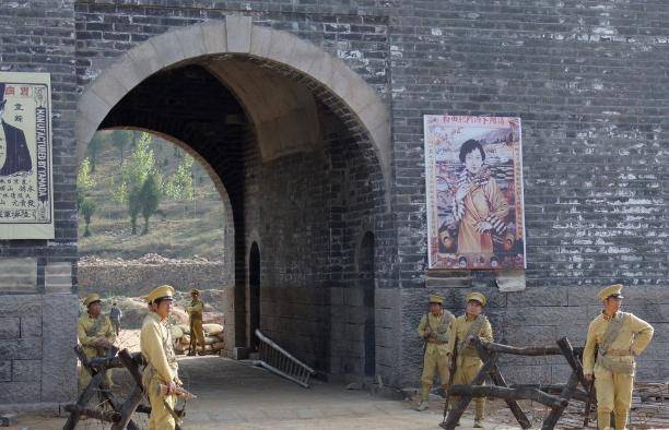 原创此人曾自称土皇帝抗战时臭名昭著最终却死在两个亲人手里