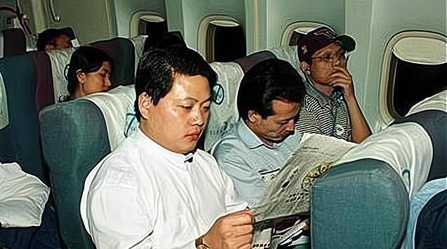 王均瑶不于满足现状,他觉得自己应该还能更进一步,于是自己当起了老板