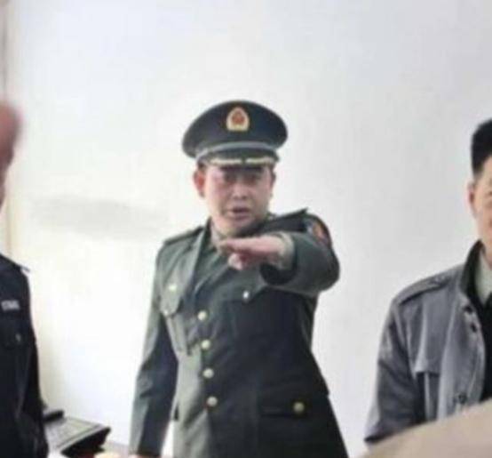 原创骗子大校郭荣喜私建百人军队到处招摇撞骗