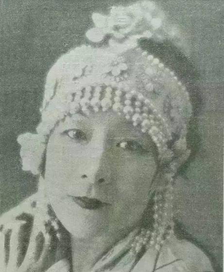 她是东方的蝴蝶舞后,与太监相恋4年,被打断双腿后,半生凄凉_裕容龄