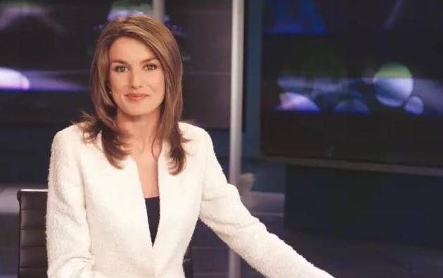 原创她插足老师婚姻成功上位32岁二婚嫁入王室却跟婆婆撕破了脸