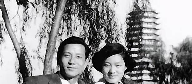 洪君彦,两任前妻才貌出众,但他还是最爱朴实无华的现任_章含之_朱一锦