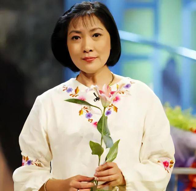原创1985年沈丹萍怀孕要求丈夫带她去德国生活丈夫这样走不光彩