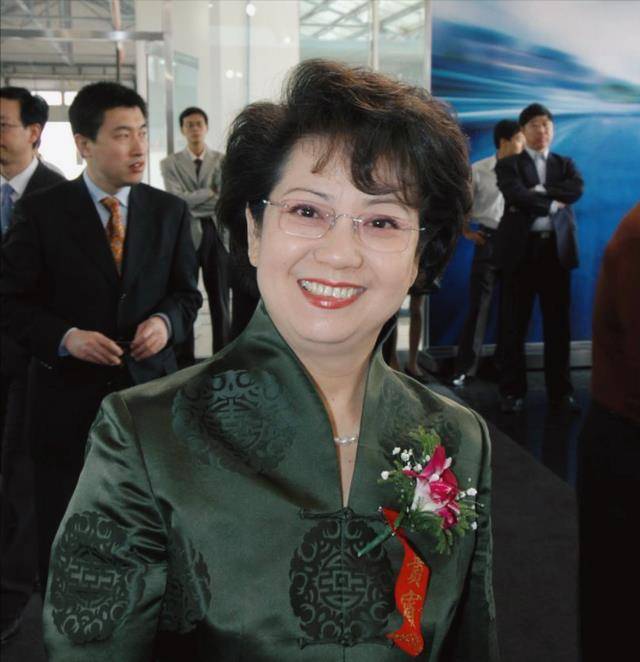 京剧名家李维康与丈夫结婚47年坚持aa制连一个鸡蛋都不会多吃